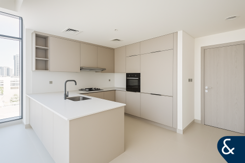 Apartment in Jumeirah Village Circle, Dubai 1 bedroom, 82 sq.m. № 78580 - photo 2