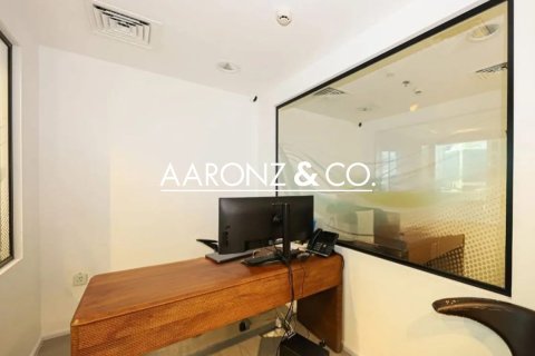 Bureau à Business Bay, Dubai, 80.6 m², № 78500 - photo 6