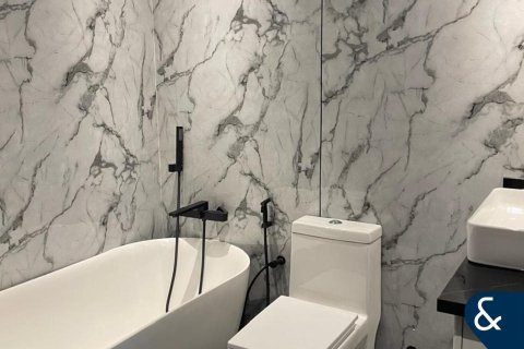 Appartement à Jumeirah Lake Towers, Dubai, 2 chambres, 131 m², № 78567 - photo 12