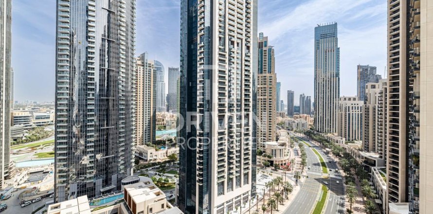 Appartement à BLVD Heights, Downtown Dubai (Downtown Burj Dubai), Dubai, 2 chambres, 131.27 m², № 136945