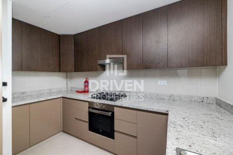 Appartement à BLVD Heights, Downtown Dubai (Downtown Burj Dubai), Dubai, 2 chambres, 131.27 m², № 136945 - photo 9