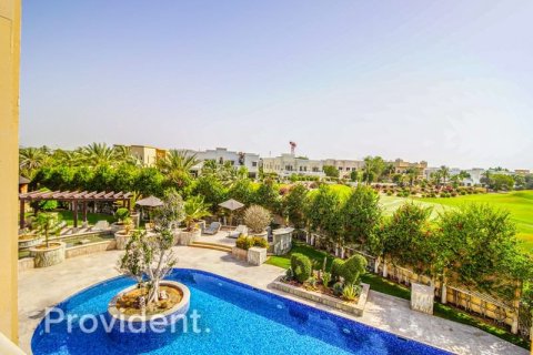 Villa in Emirates Hills, Dubai 8 bedrooms № 2033 - photo 2