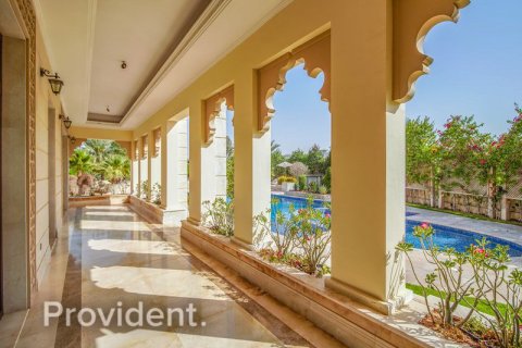 Villa in Emirates Hills, Dubai 8 bedrooms № 2033 - photo 19