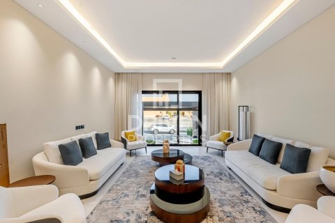 Villa à Nadd Al Sheba, Dubai, 5 chambres, 1115 m², № 20717 - photo 10