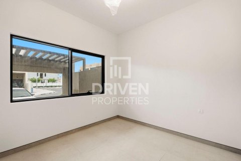 Villa in Murooj Al Furjan, Al Furjan, Dubai 4 bedrooms, 223.99 sq.m. № 129769 - photo 11