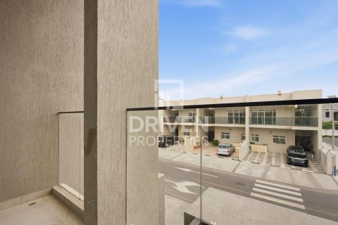Villa in Murooj Al Furjan, Al Furjan, Dubai 4 bedrooms, 223.99 sq.m. № 129769 - photo 2