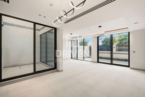 Villa in Murooj Al Furjan, Al Furjan, Dubai 4 bedrooms, 223.99 sq.m. № 129769 - photo 20