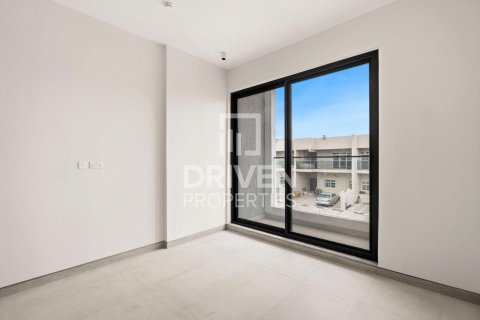 Villa in Murooj Al Furjan, Al Furjan, Dubai 4 bedrooms, 223.99 sq.m. № 129769 - photo 9