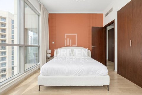 Appartement à The Residences, Downtown Dubai (Downtown Burj Dubai), Dubai, 3 chambres, 170.76 m², № 129768 - photo 4