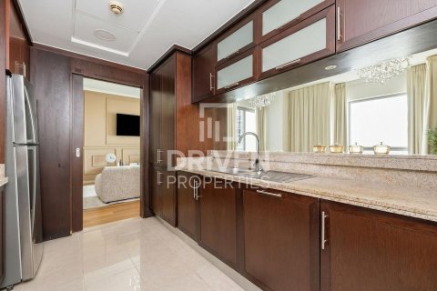 Appartement à The Residences, Downtown Dubai (Downtown Burj Dubai), Dubai, 3 chambres, 170.76 m², № 129768 - photo 13