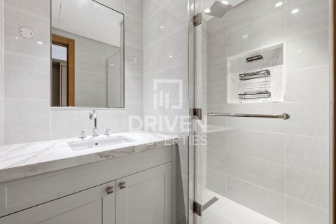 Apartment in Downtown Dubai (Downtown Burj Dubai), Dubai 3 bedrooms, 189.52 sq.m. № 129767 - photo 22