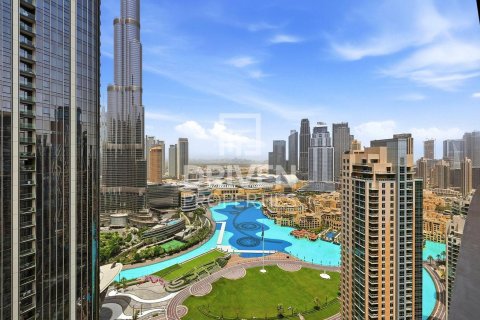 Apartment in Downtown Dubai (Downtown Burj Dubai), Dubai 3 bedrooms, 189.52 sq.m. № 129767 - photo 16