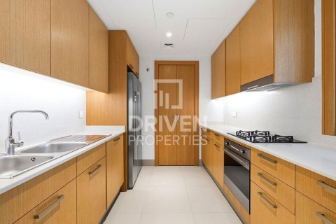 Apartment in Downtown Dubai (Downtown Burj Dubai), Dubai 3 bedrooms, 189.52 sq.m. № 129767 - photo 11