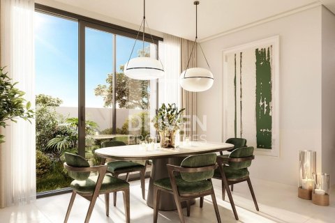 Villa in EMAAR South, Dubai South (Dubai World Central), Dubai 5 bedrooms, 443 sq.m. № 65808 - photo 1