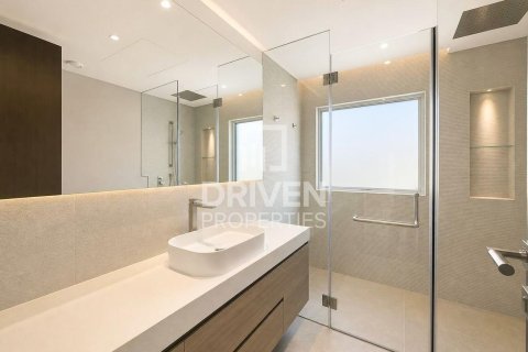 Villa in Meadows, Dubai 5 bedrooms, 898.84 sq.m. № 142636 - photo 26