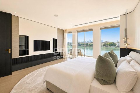 Villa in Meadows, Dubai 5 bedrooms, 898.84 sq.m. № 142636 - photo 8