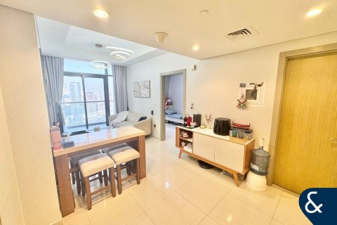 Apartment in Business Bay, Dubai 2 bedrooms, 76 sq.m. № 75161 - photo 1