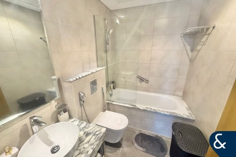 Apartment in Business Bay, Dubai 2 bedrooms, 76 sq.m. № 75161 - photo 11