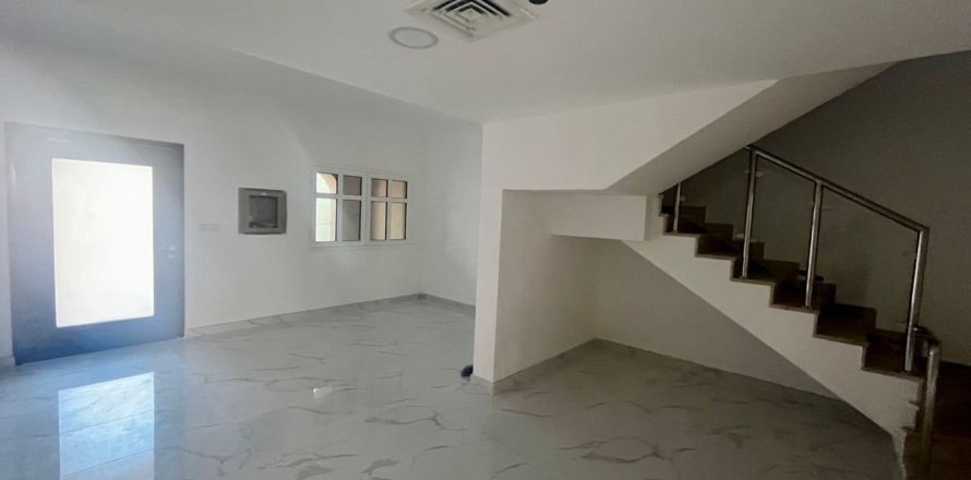 Adosado en Dubai, 4 dormitorios, 134.8 m², № 22118