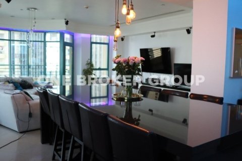 Apartment in Marina Crown, Dubai Marina, Dubai 3 bedrooms, 202 sq.m. № 29718 - photo 2