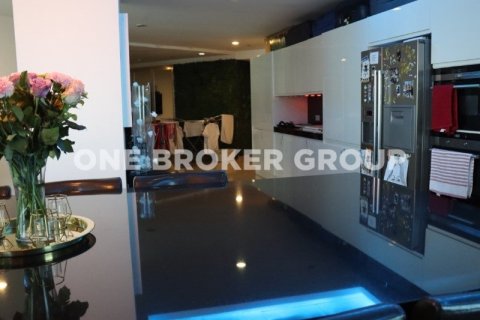 Apartment in Marina Crown, Dubai Marina, Dubai 3 bedrooms, 202 sq.m. № 29718 - photo 7