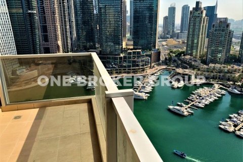 Apartamento en Marina Tower, Dubai Marina, Dubai, 3 dormitorios, 185.8 m², № 29721 - foto 1