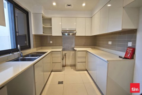 Adosado en Dubai Hills Estate, Dubai, 3 dormitorios, 192.3 m², № 76980 - foto 3