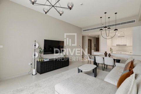 Apartment in Al Wasl, Dubai 2 bedrooms, 147.44 sq.m. № 137054 - photo 5