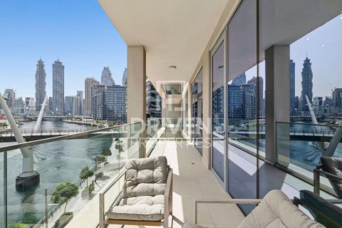 Apartment in Al Wasl, Dubai 2 bedrooms, 147.44 sq.m. № 137054 - photo 2