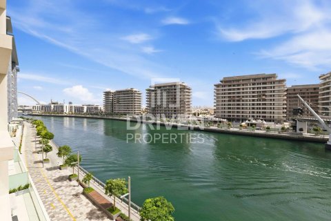 Apartment in Al Wasl, Dubai 2 bedrooms, 147.44 sq.m. № 137054 - photo 3
