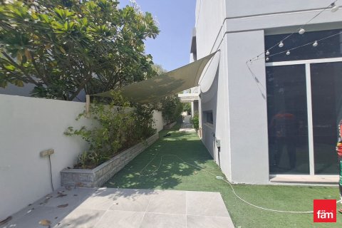Townhouse in Dubai 3 bedrooms, 287.6 sq.m. № 59174 - photo 20