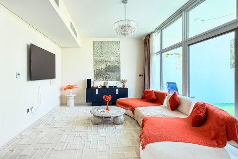 Townhouse in Dubai 4 bedrooms, 222.2 sq.m. № 136506 - photo 12