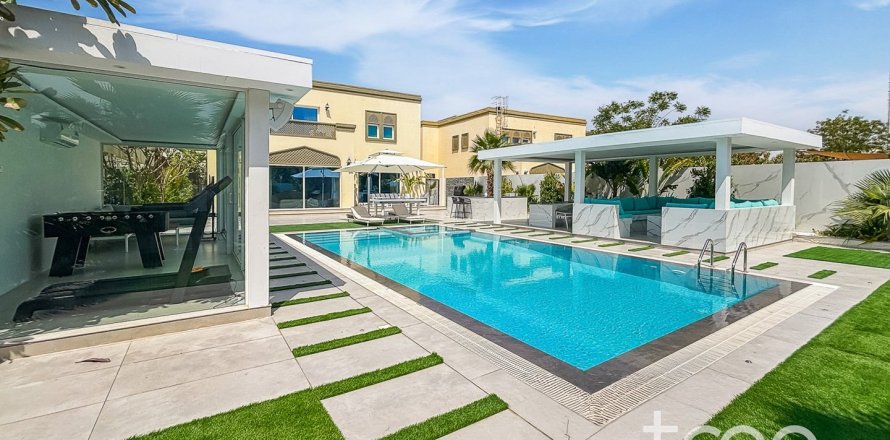 Villa in Regional, Jumeirah Park, Dubai 3 bedrooms, 344.48 sq.m. № 136261