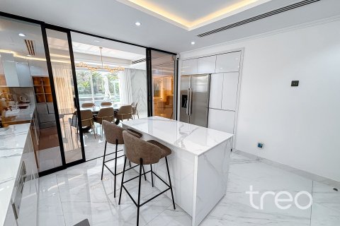 Villa in Regional, Jumeirah Park, Dubai 3 bedrooms, 344.48 sq.m. № 136261 - photo 13