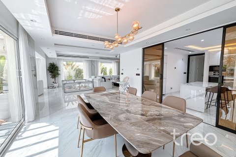 Villa in Regional, Jumeirah Park, Dubai 3 bedrooms, 344.48 sq.m. № 136261 - photo 16