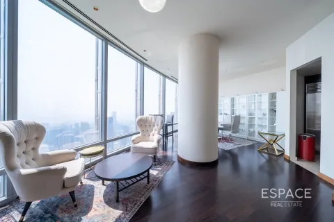 Apartment in Downtown Dubai (Downtown Burj Dubai), Dubai 2 bedrooms, 189 sq.m. № 71479 - photo 2