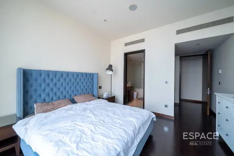 Apartment in Downtown Dubai (Downtown Burj Dubai), Dubai 2 bedrooms, 189 sq.m. № 71479 - photo 4