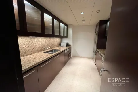 Appartement à Downtown Dubai (Downtown Burj Dubai), Dubai, 2 chambres, 152 m², № 71485 - photo 4