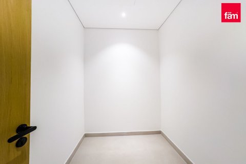 Снять в аренду квартиру в Бизнес-Бэе, Дубай: 3 спальни, 142.9м², № 97628 - фото 13