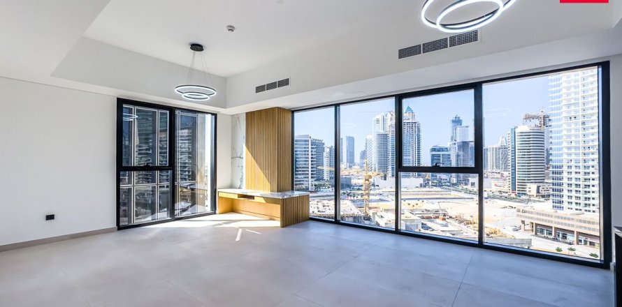 Квартира в Бизнес-Бэе, Дубай, 3 спальни, 142.9м², № 97628