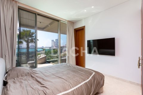 Купить квартиру в The Crescent, Пальма Джумейра, Дубай: 3 спальни, 177м², № 111644 - фото 15