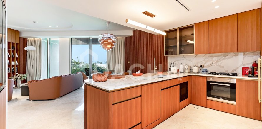 Apartamento en The Crescent, Palm Jumeirah, Dubai, 2 dormitorios, 156 m², № 111654