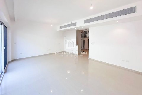 Купить таунхаус в DAMAC Hills (Akoya by DAMAC), Дубай: 3 спальни, 115м², № 73182 - фото 5