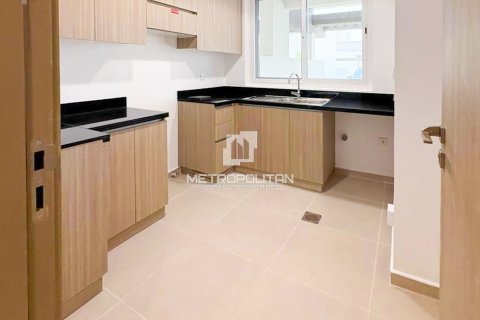 Купить таунхаус в DAMAC Hills (Akoya by DAMAC), Дубай: 3 спальни, 115м², № 73182 - фото 2