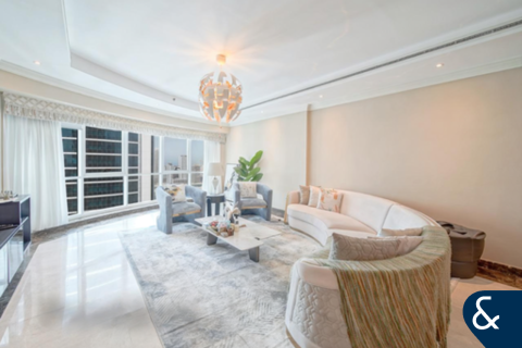 Apartment in Dubai Marina, Dubai 3 bedrooms, 330 sq.m. № 75102 - photo 5