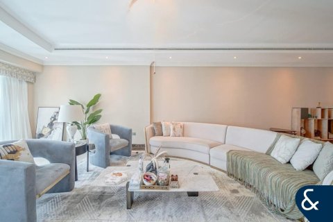 Apartment in Dubai Marina, Dubai 3 bedrooms, 330 sq.m. № 75102 - photo 3