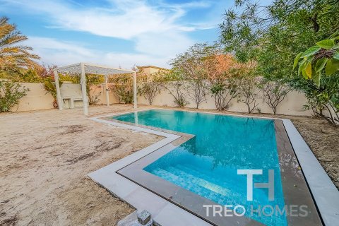 Villa à Legacy, Jumeirah Park, Dubai, 3 chambres, 285 m², № 16344 - photo 19