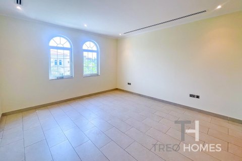 Villa in Legacy, Jumeirah Park, Dubai 4 bedrooms, 314 sq.m. № 16343 - photo 27