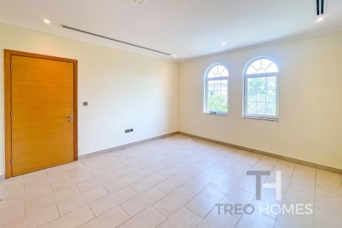 Villa in Legacy, Jumeirah Park, Dubai 4 bedrooms, 314 sq.m. № 16343 - photo 29
