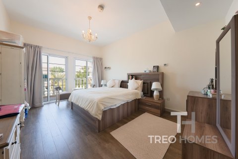 Villa à Jumeirah Village Triangle, Dubai, 6 chambres, 399 m², № 16338 - photo 7